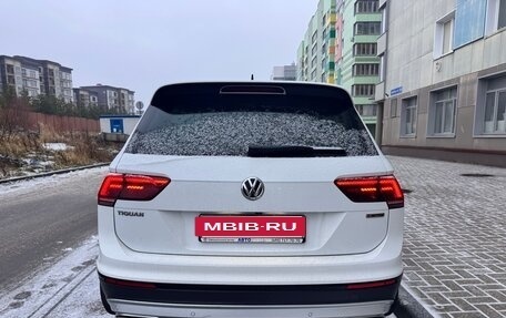 Volkswagen Tiguan II, 2020 год, 2 130 000 рублей, 2 фотография