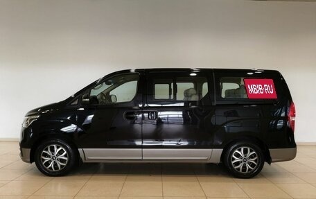 Hyundai H-1 II рестайлинг, 2018 год, 2 375 000 рублей, 5 фотография