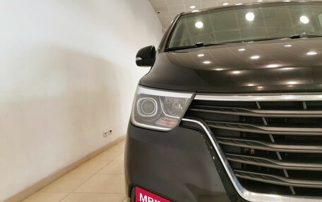 Hyundai H-1 II рестайлинг, 2018 год, 2 375 000 рублей, 10 фотография