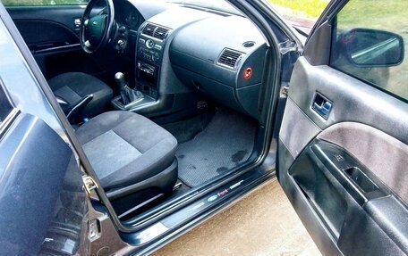 Ford Mondeo III, 2005 год, 310 000 рублей, 17 фотография