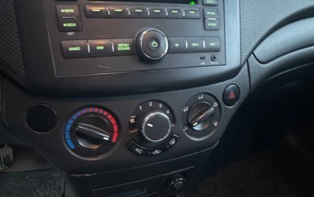 Chevrolet Aveo III, 2010 год, 389 000 рублей, 10 фотография