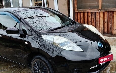 Nissan Leaf I, 2016 год, 1 150 000 рублей, 8 фотография