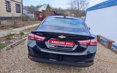 Chevrolet Malibu IX, 2022 год, 1 900 000 рублей, 4 фотография