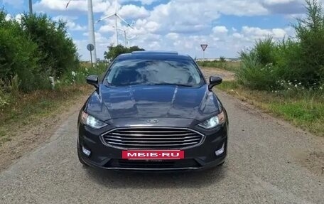 Ford Fusion (North America) II, 2019 год, 2 400 000 рублей, 3 фотография