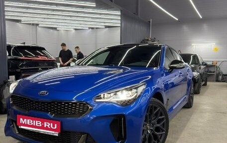 KIA Stinger I, 2019 год, 2 700 000 рублей, 2 фотография