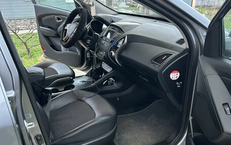 Hyundai ix35 I рестайлинг, 2013 год, 1 150 000 рублей, 8 фотография