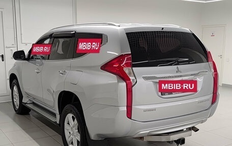 Mitsubishi Pajero Sport III рестайлинг, 2020 год, 3 665 000 рублей, 11 фотография