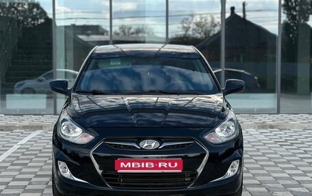 Hyundai Solaris II рестайлинг, 2011 год, 680 000 рублей, 6 фотография