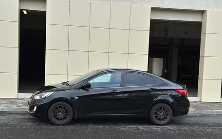 Hyundai Solaris II рестайлинг, 2011 год, 680 000 рублей, 21 фотография