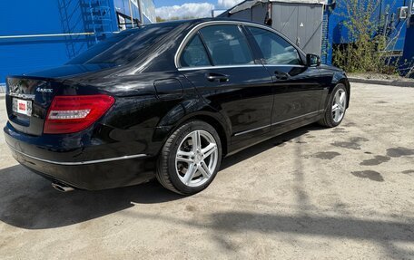 Mercedes-Benz C-Класс, 2011 год, 1 800 000 рублей, 5 фотография