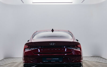 Hyundai Elantra, 2021 год, 2 410 000 рублей, 4 фотография