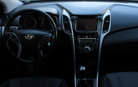 Hyundai i30 II рестайлинг, 2014 год, 859 000 рублей, 11 фотография