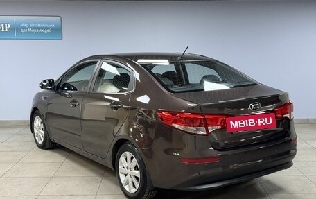 KIA Rio III рестайлинг, 2015 год, 920 000 рублей, 7 фотография