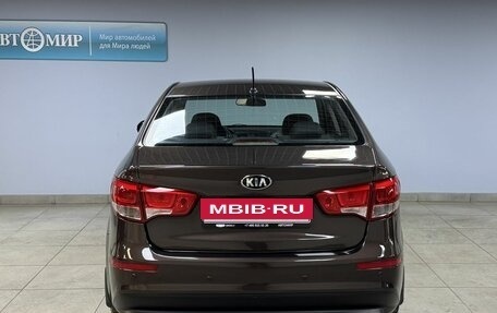 KIA Rio III рестайлинг, 2015 год, 920 000 рублей, 6 фотография
