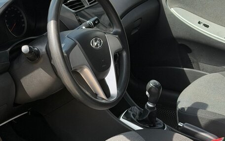 Hyundai Solaris II рестайлинг, 2011 год, 490 000 рублей, 11 фотография
