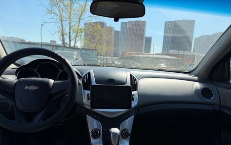 Chevrolet Cruze II, 2014 год, 950 000 рублей, 5 фотография