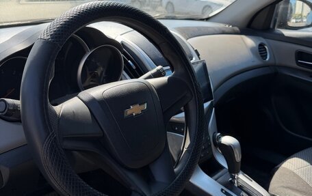Chevrolet Cruze II, 2014 год, 950 000 рублей, 4 фотография