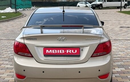 Hyundai Solaris II рестайлинг, 2011 год, 490 000 рублей, 5 фотография