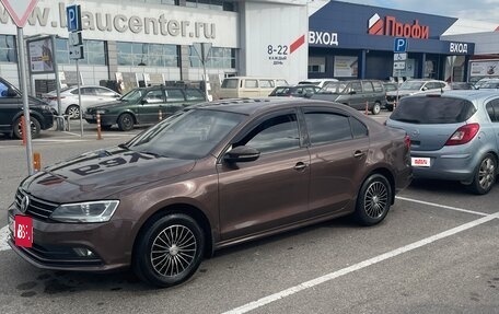 Volkswagen Jetta VI, 2015 год, 1 160 000 рублей, 2 фотография