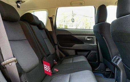 Mitsubishi Outlander III рестайлинг 3, 2020 год, 2 469 000 рублей, 13 фотография