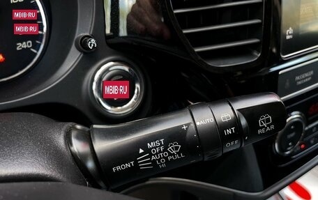 Mitsubishi Outlander III рестайлинг 3, 2020 год, 2 469 000 рублей, 20 фотография