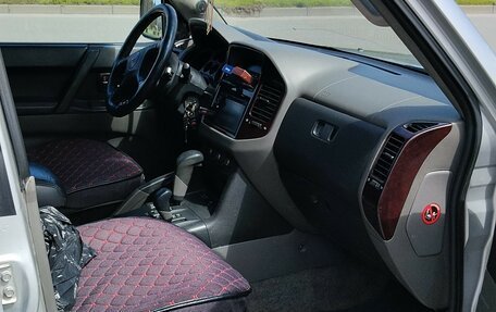 Mitsubishi Pajero III рестайлинг, 2002 год, 800 000 рублей, 11 фотография