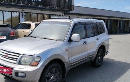 Mitsubishi Pajero III рестайлинг, 2002 год, 800 000 рублей, 2 фотография