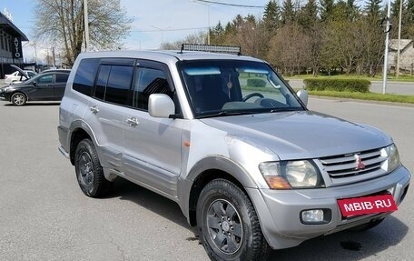 Mitsubishi Pajero III рестайлинг, 2002 год, 800 000 рублей, 7 фотография