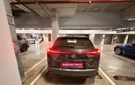 Lexus UX I, 2021 год, 3 300 000 рублей, 5 фотография