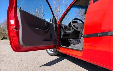 Opel Corsa C рестайлинг, 2001 год, 230 000 рублей, 6 фотография