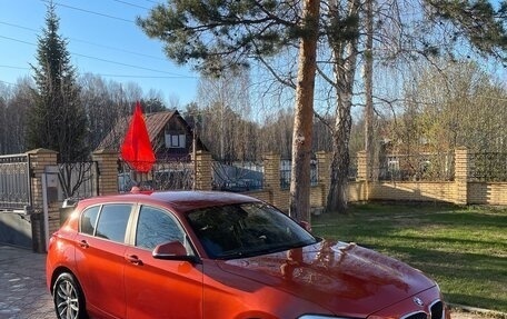 BMW 1 серия, 2017 год, 2 100 000 рублей, 3 фотография