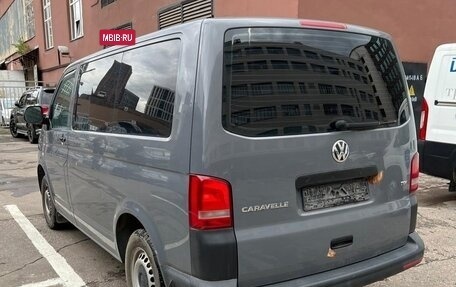 Volkswagen Caravelle T5, 2014 год, 2 200 000 рублей, 3 фотография