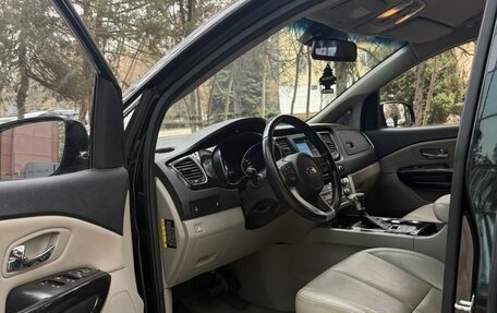 KIA Carnival III, 2019 год, 1 750 000 рублей, 6 фотография