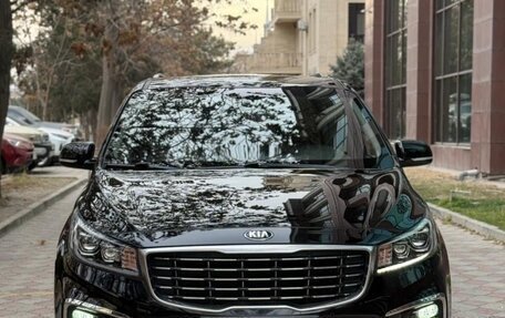 KIA Carnival III, 2019 год, 1 750 000 рублей, 5 фотография