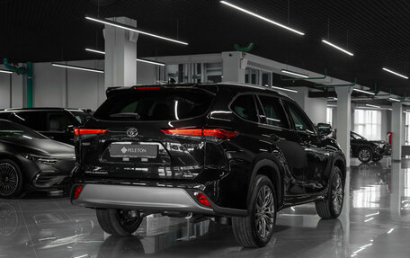 Toyota Highlander, 2026 год, 5 350 000 рублей, 5 фотография