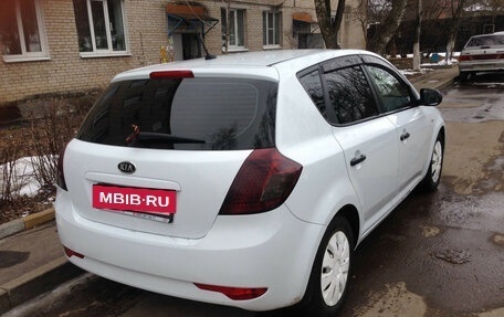 KIA cee'd I рестайлинг, 2010 год, 350 000 рублей, 2 фотография