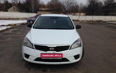 KIA cee'd I рестайлинг, 2010 год, 350 000 рублей, 6 фотография