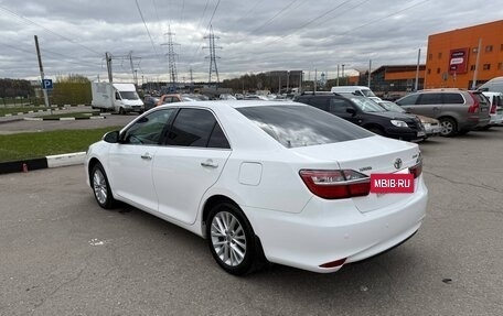 Toyota Camry, 2015 год, 1 900 000 рублей, 5 фотография