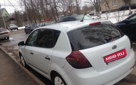 KIA cee'd I рестайлинг, 2010 год, 350 000 рублей, 4 фотография