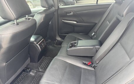 Toyota Camry, 2015 год, 1 900 000 рублей, 20 фотография
