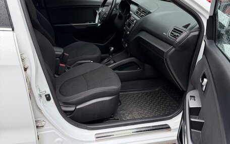 KIA Rio III рестайлинг, 2016 год, 1 250 000 рублей, 24 фотография