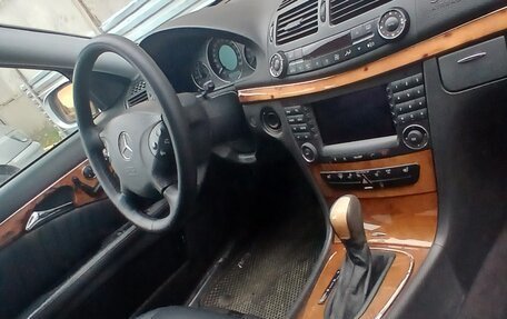 Mercedes-Benz E-Класс, 2002 год, 735 000 рублей, 11 фотография