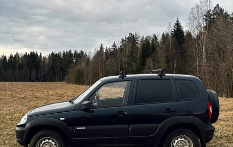 Chevrolet Niva I рестайлинг, 2012 год, 650 000 рублей, 5 фотография