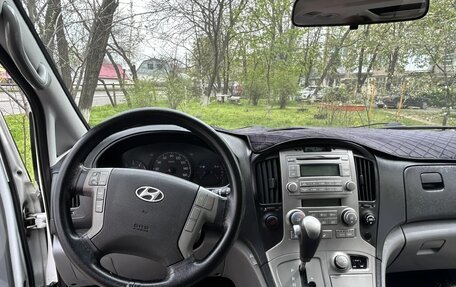 Hyundai Grand Starex Grand Starex I рестайлинг 2, 2015 год, 2 600 000 рублей, 17 фотография