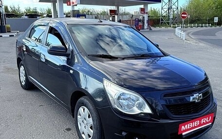 Chevrolet Cobalt II, 2013 год, 700 000 рублей, 2 фотография