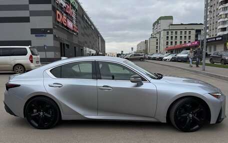 Lexus IS III, 2021 год, 3 600 000 рублей, 7 фотография
