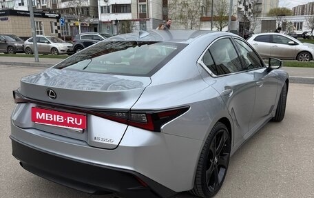 Lexus IS III, 2021 год, 3 600 000 рублей, 6 фотография