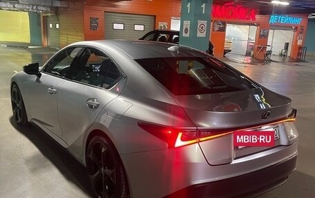 Lexus IS III, 2021 год, 3 600 000 рублей, 14 фотография