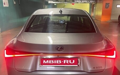 Lexus IS III, 2021 год, 3 600 000 рублей, 13 фотография