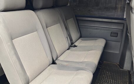 Volkswagen Caravelle T5, 2012 год, 1 550 000 рублей, 22 фотография